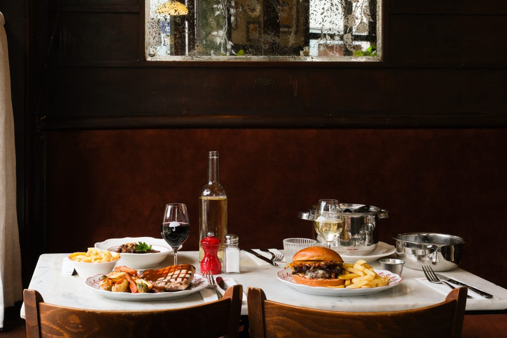 Le groupe a repimpé Volle Gas, institution bruxelloise.