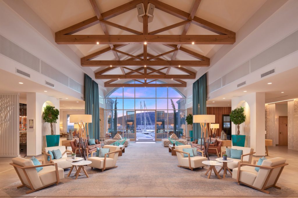 Het Chedi hotel in Montenegro © GG&Grace International