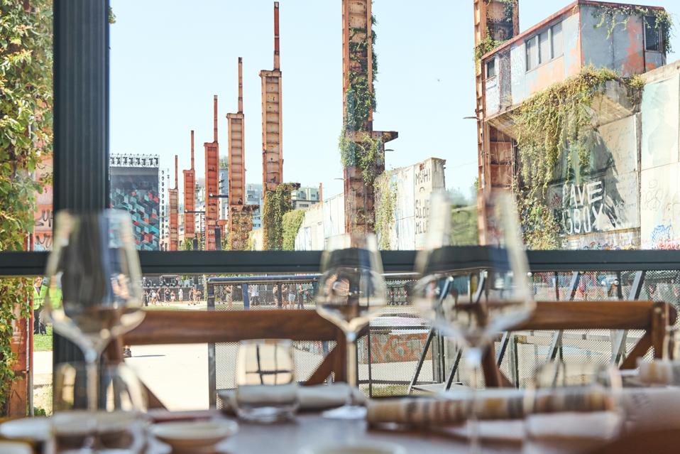 Haute gastronomie dans l’atmosphère électro du Kappa FuturFestival à Turin