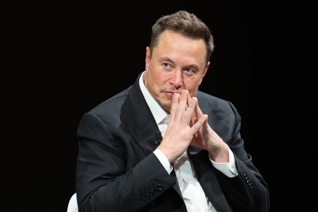 Elon Musk organiseert controversiële hackathon voor belastinggegevens