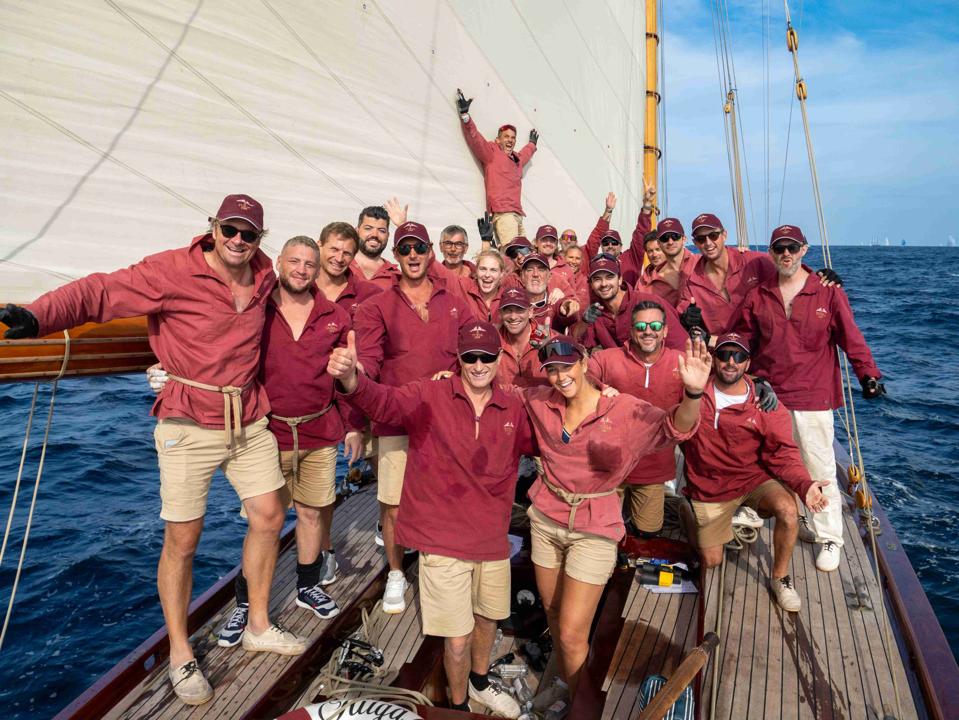 Équipage de Tuiga aux Voiles de Saint-Tropez